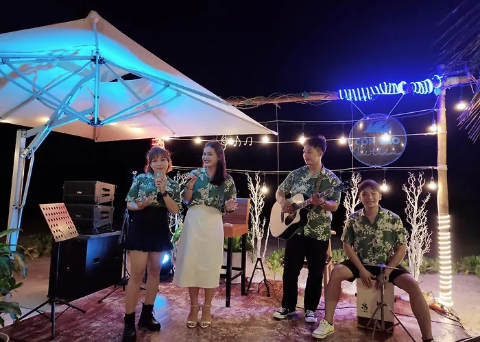 Tan Son Nhat Con Dao Resort