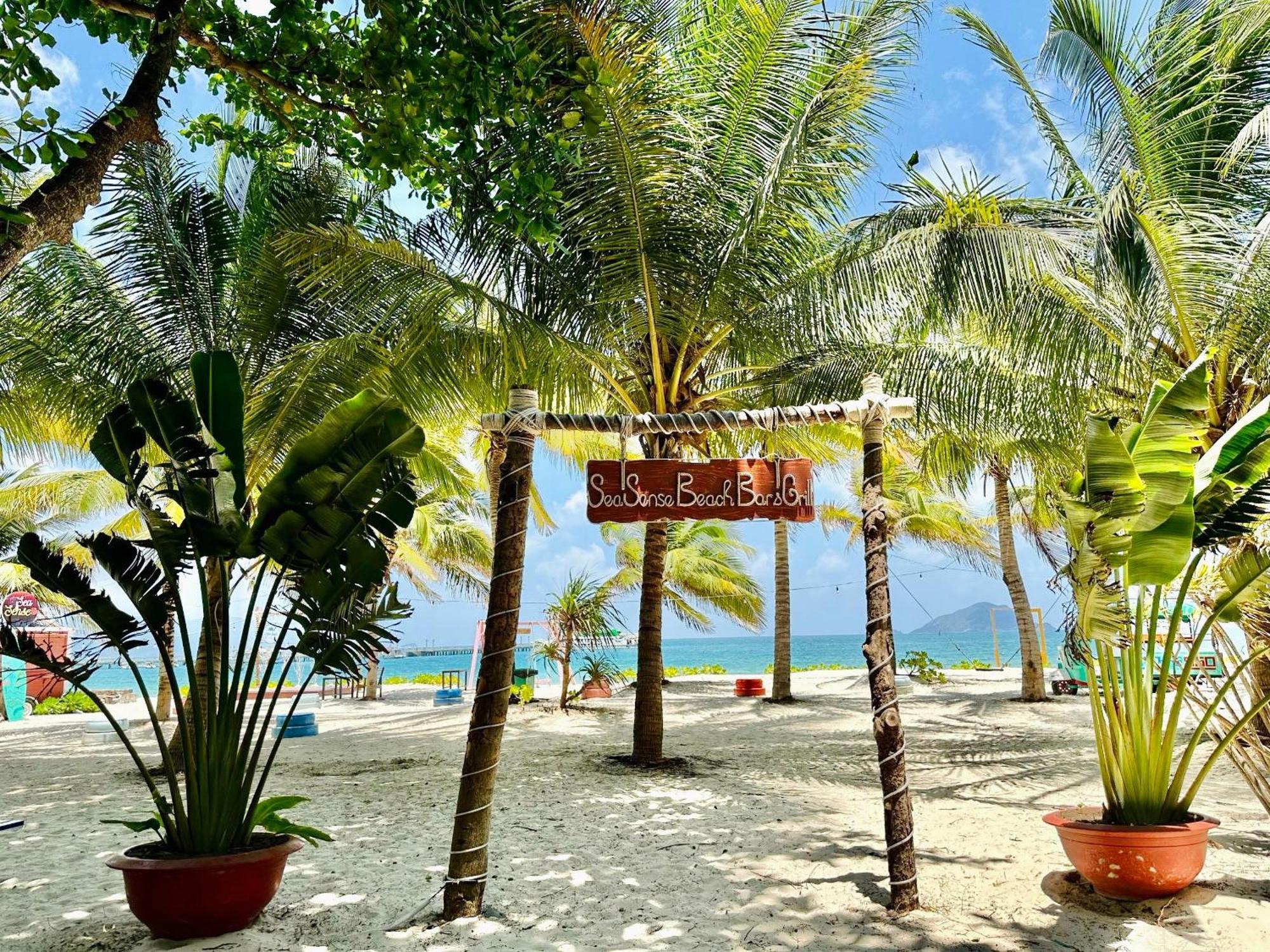Tan Son Nhat Con Dao Station touristique